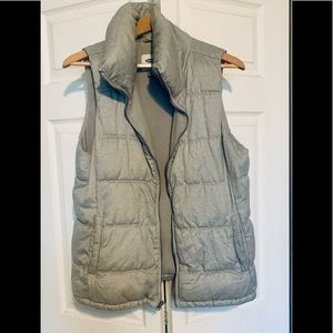 Old Navy Grey puffy vest szL